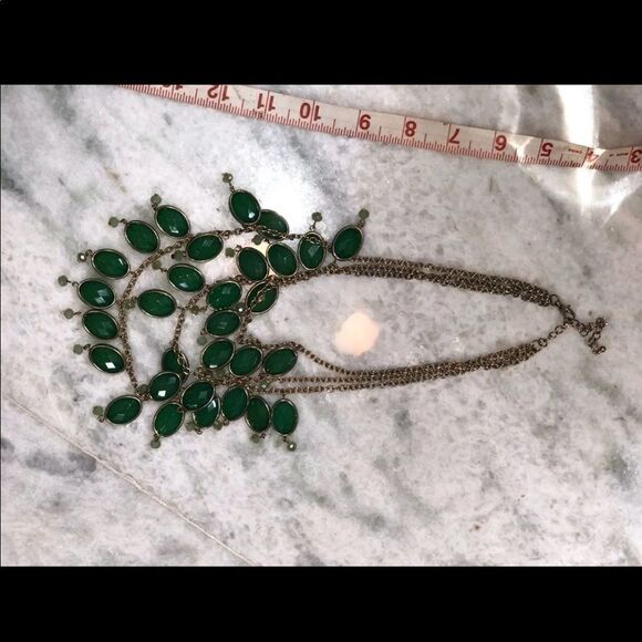 Multi strand green and gold necklace - Picture 5 of 5